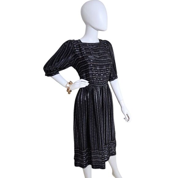 Taurus II  - Picture 3 of 11